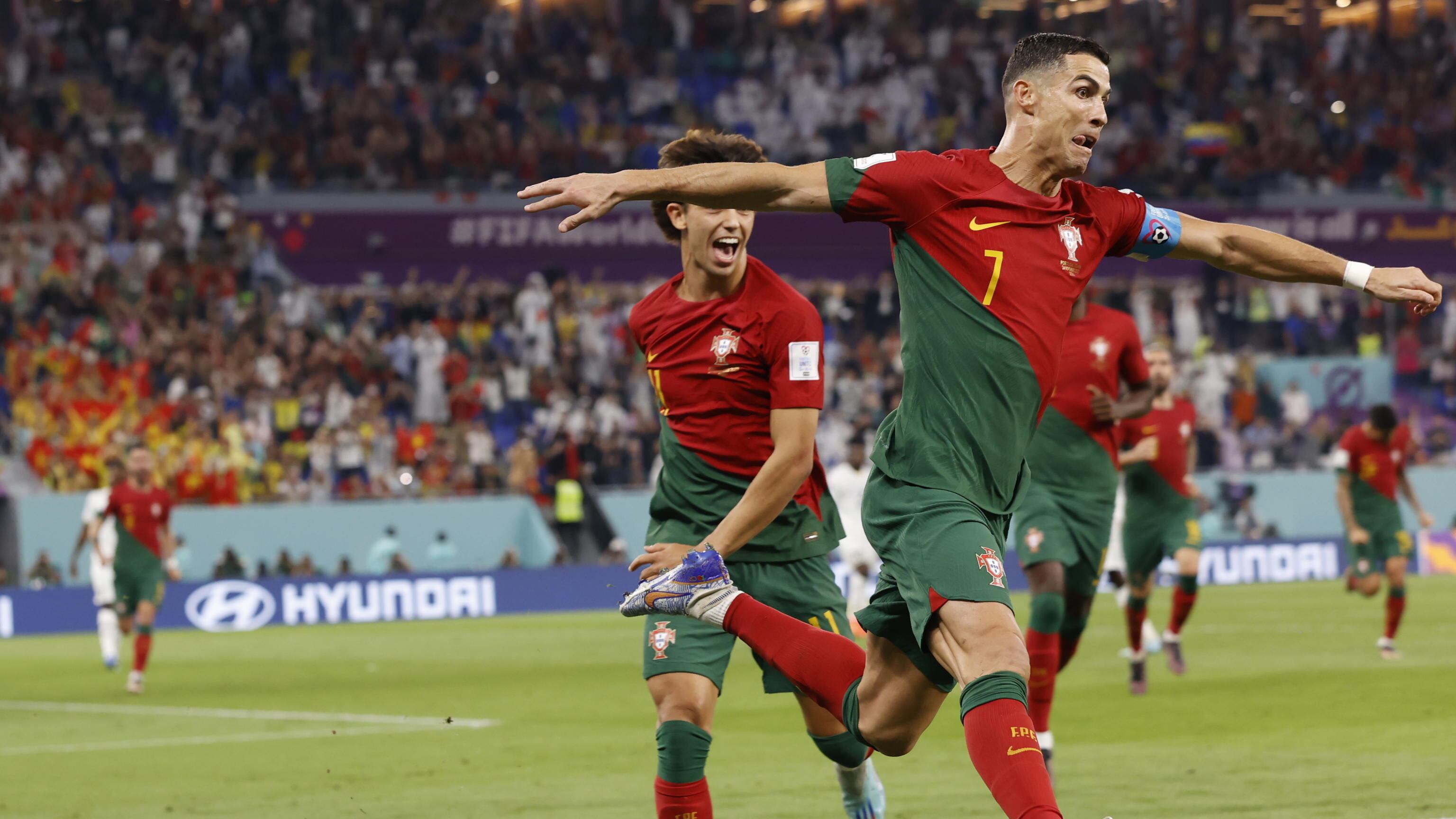 La leggenda di CR7 e la prima volta di Leao. Ma il Portogallo fatica