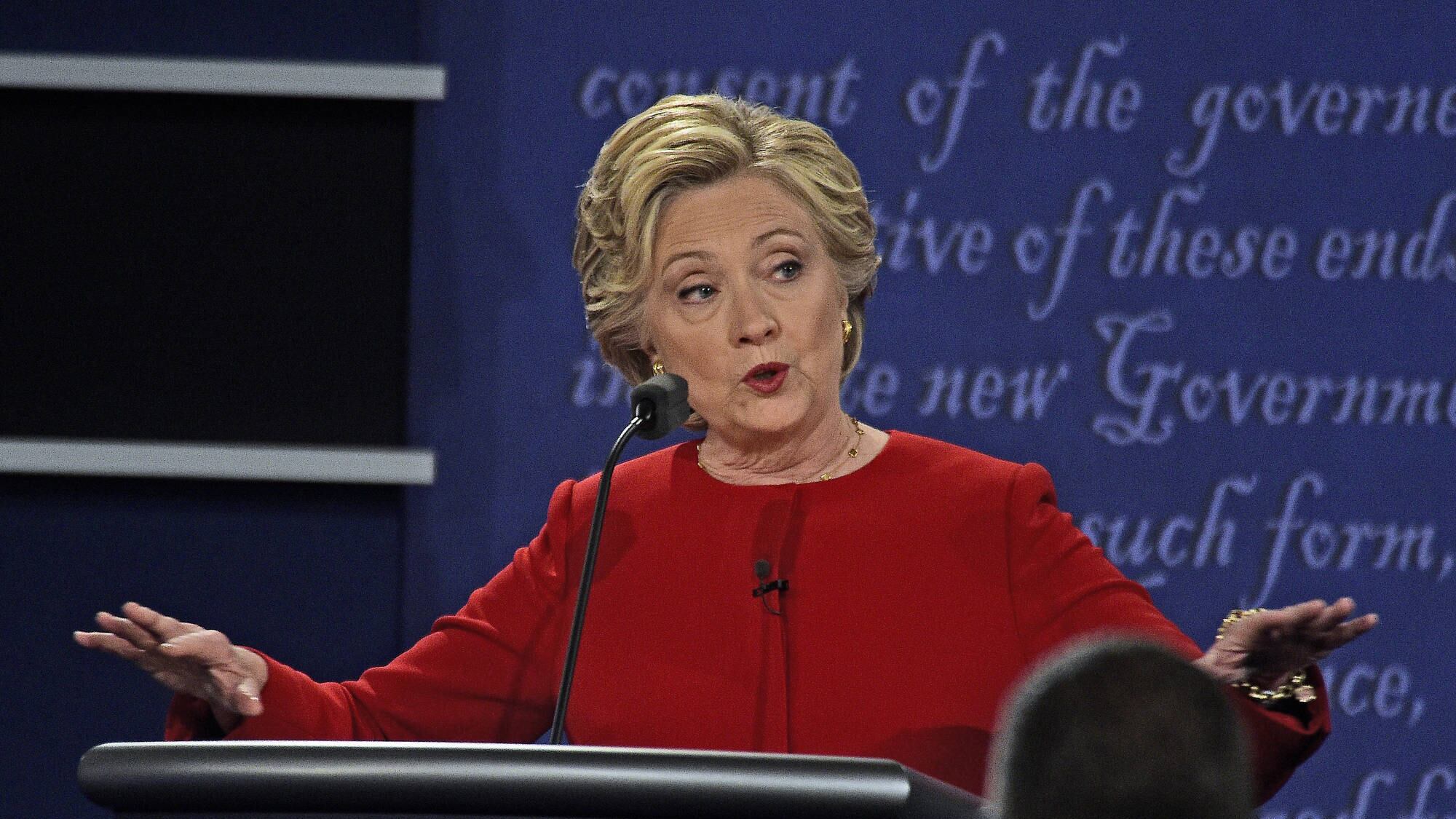 Clinton, autorevole anche se con scarsi contenuti