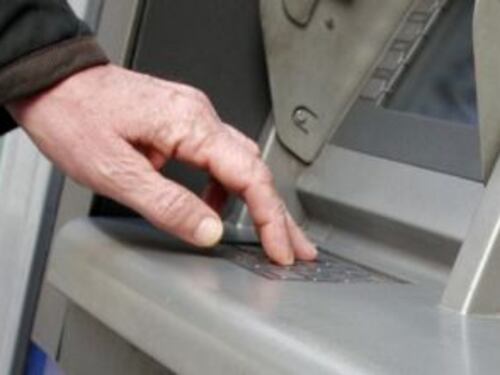 Bancomat, ridotte le commissioni sulle operazioni