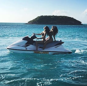 Gli angeli di Victoriaʼs Secret in costume alle Bahamas 27