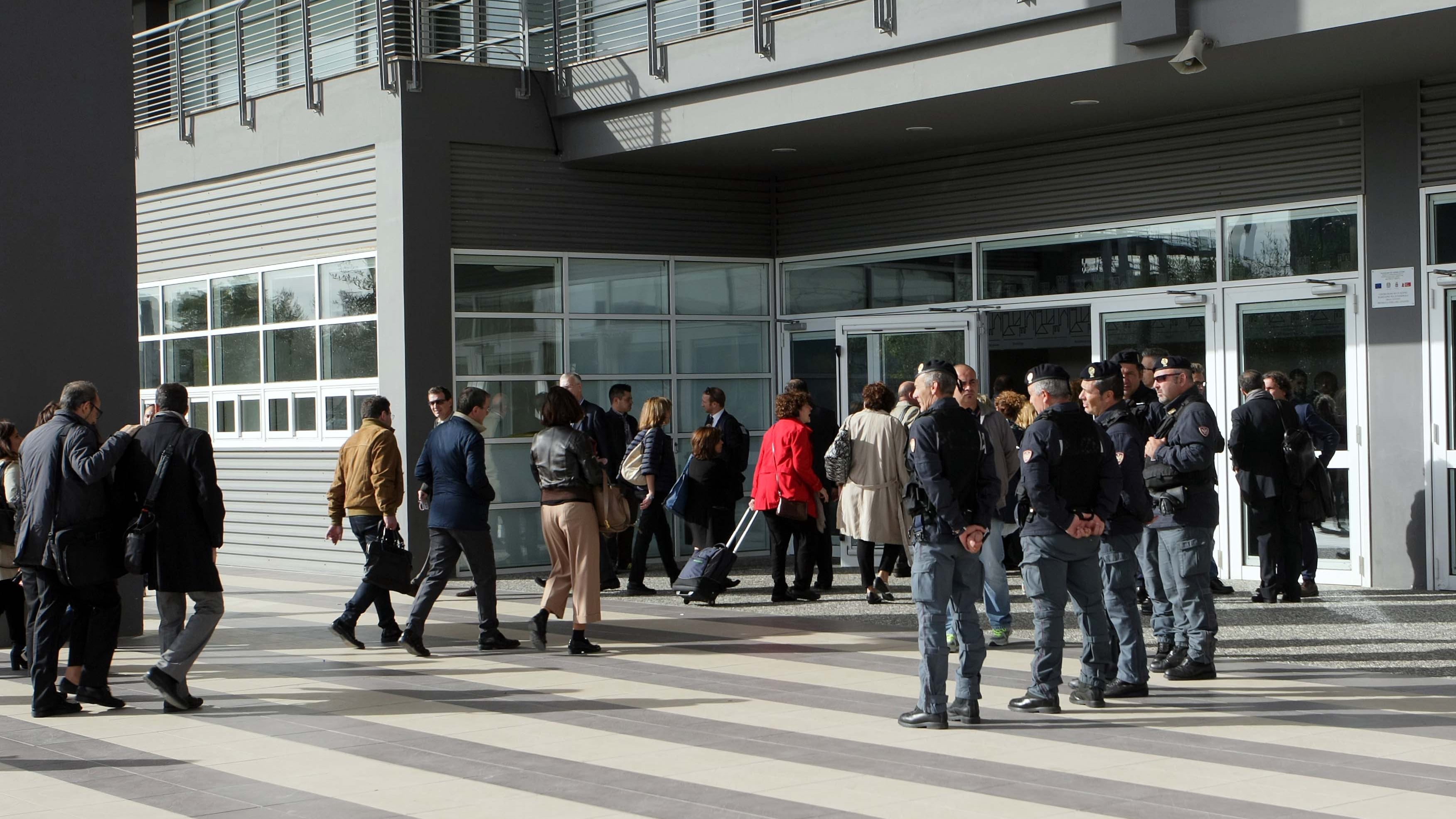 "Scandalosa l'esclusione dalla Fiera. La politica estera non è delle Regioni"