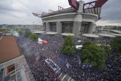 Milano si colora di nerazzurro: le immagini più bella della festa dell'Inter 2