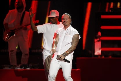 J Balvin, le foto del fenomeno latino stasera a Sanremo 11
