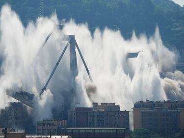 Il Ponte Morandi non esiste più 4