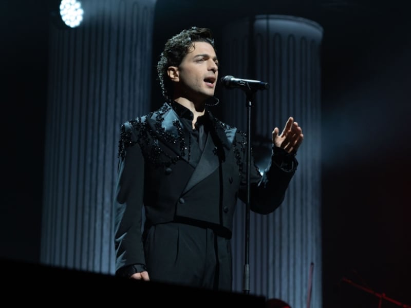 Morto il nonno di Gianluca Ginoble de Il Volo, la promessa del cantante: “La mia voce sarà per sempre anche la tua”