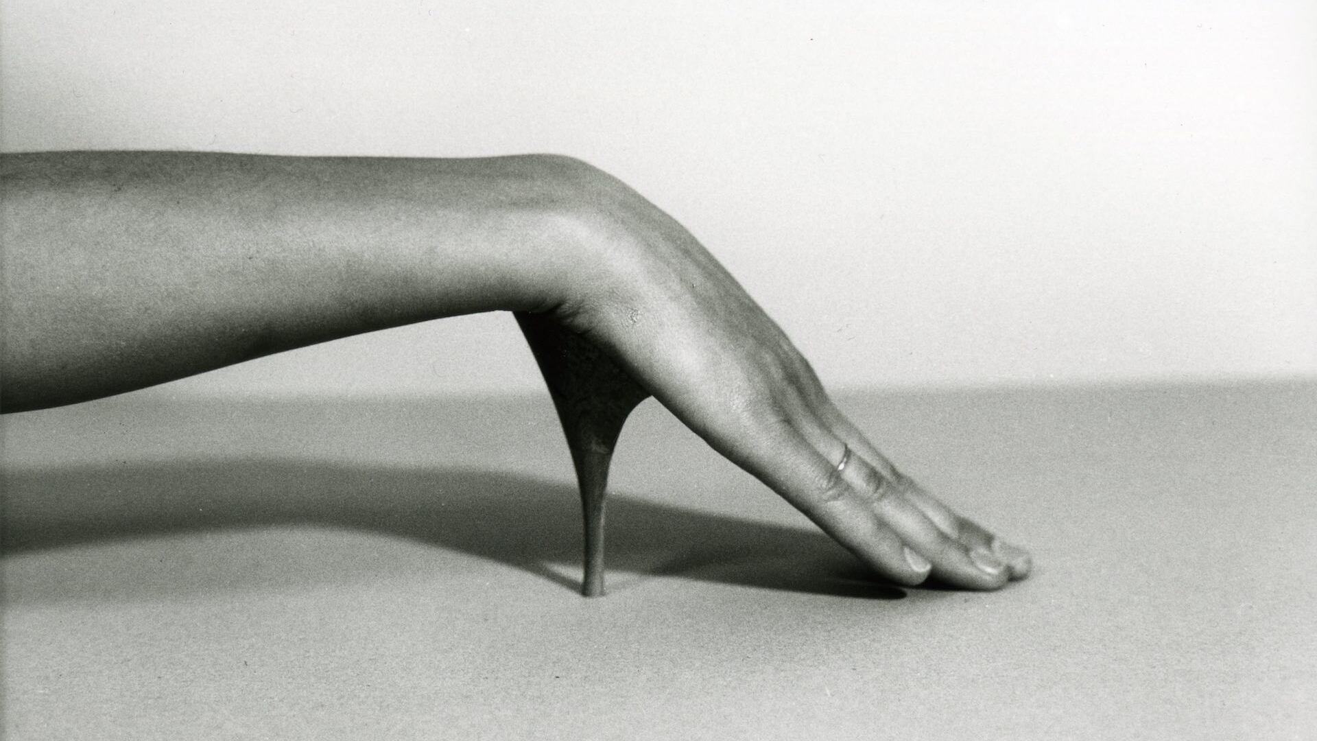 Surrealista e pop. Arte della leggerezza con Birgit e Cinzia