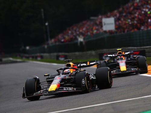 F1, Verstappen inarrestabile anche in Belgio. Leclerc terzo, Sainz out