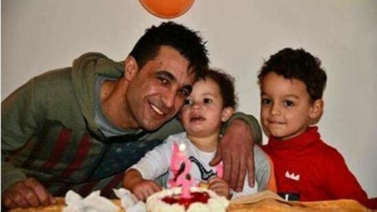 Sottrae e porta i figli in Tunisia, il consolato gli ha dato i documenti senza la firma della madre