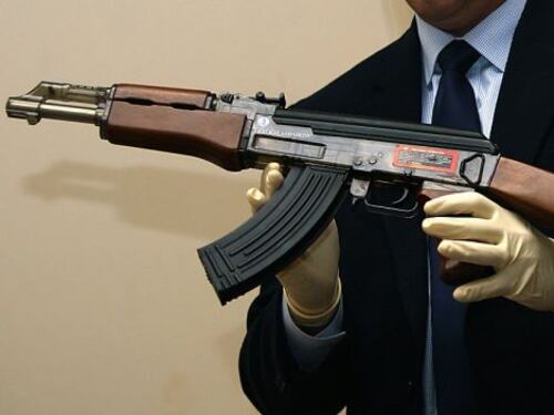 Usa, polizia uccide tredicenne che aveva con sé un'arma giocattolo