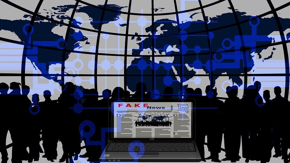 YouTube leva gli scudi contro i complottisti grazie a Wikipedia