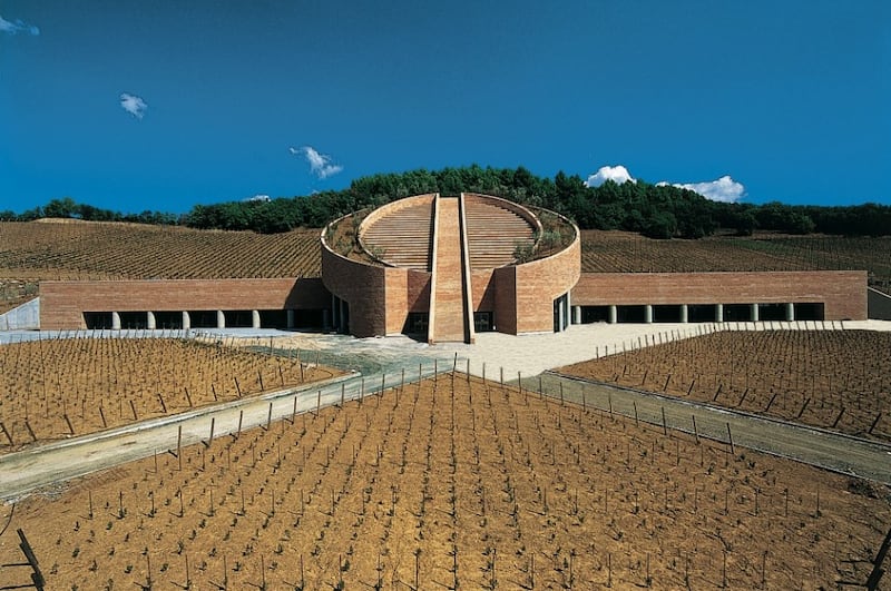 Vino, da Toscana a Piemonte tra gusto e glamour 4