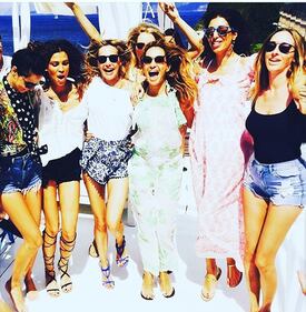 Claudia Galanti: tutte le foto "incriminate" della vacanza a Capri 11