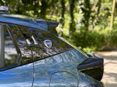 Lancia Ypsilon MHEV: guarda la gallery della nuova citycar premium italiana 6
