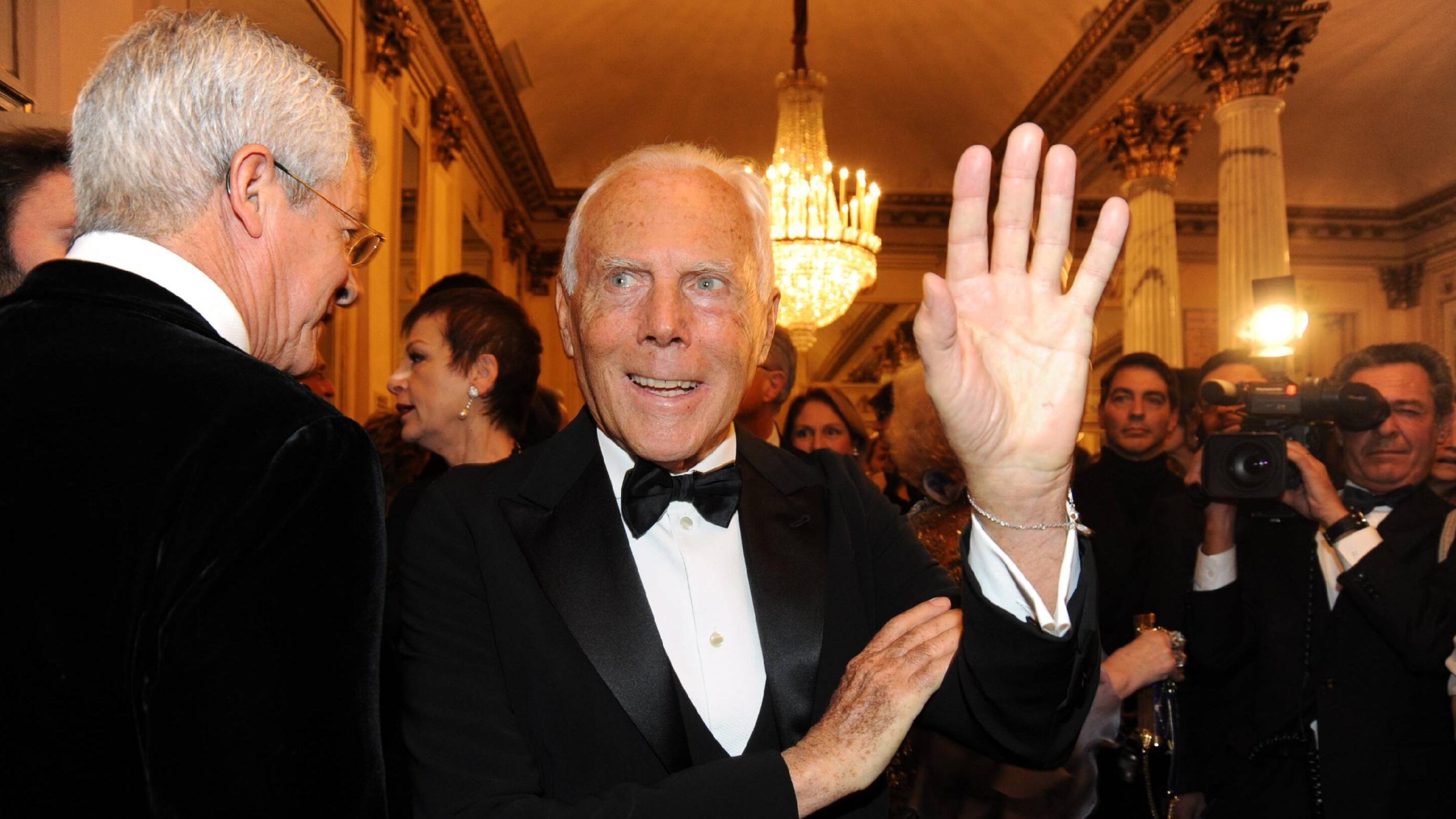 Armani-Pisapia, patto per Milano