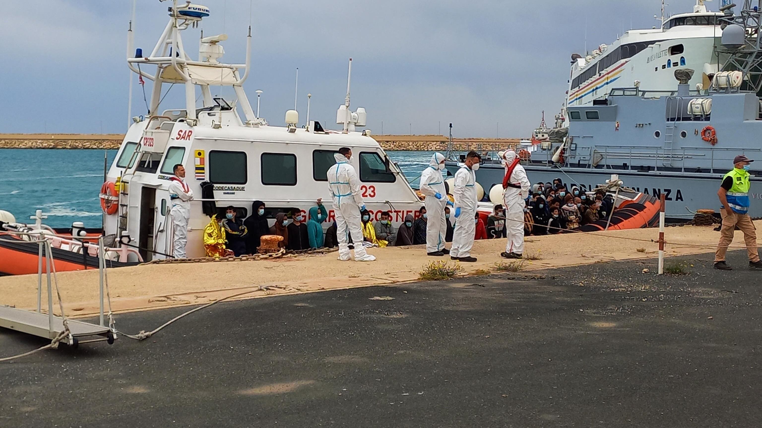 Un nuovo sbarco: l'Ong ci porta altri 294 migranti