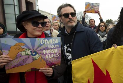 Joaquin Phoenix in piazza contro i cambiamenti climatici 3