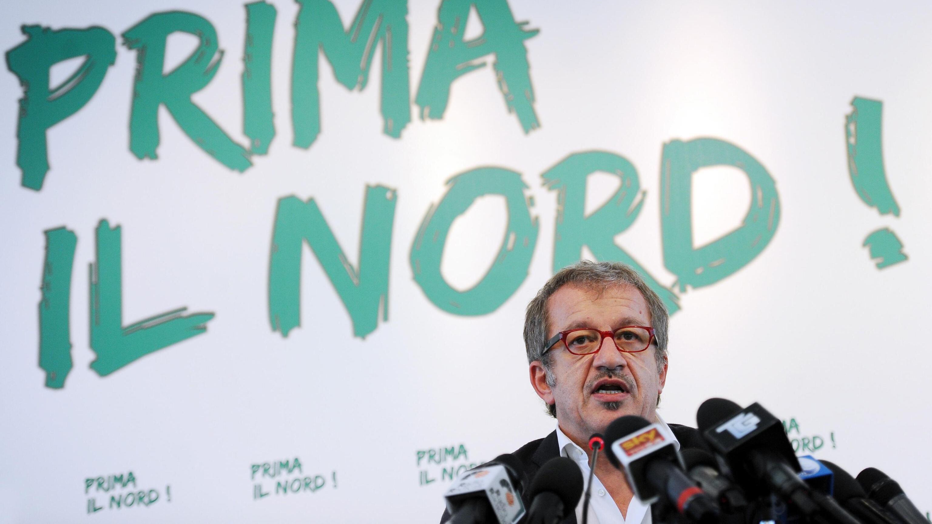 Lega dimezzata: parte la fronda contro Maroni