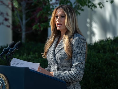 Asse Leone-Melania: arriva il cessate il fuoco per la città di Oleshky. Evacuazione da lunedì