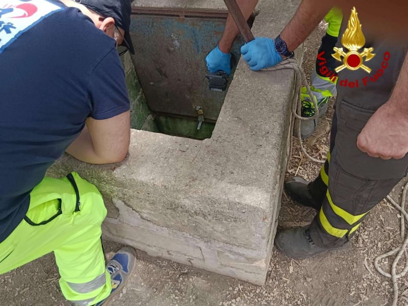 La tragedia in provincia di Siracusa, morto il bimbo nel pozzo. Le immagini dei soccorsi 2