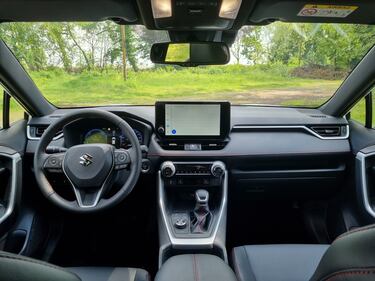 Nuova Suzuki Across, guarda le immagini  13
