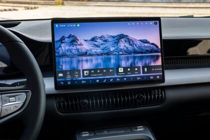 BYD DOLPHIN G DM-i, le foto 4