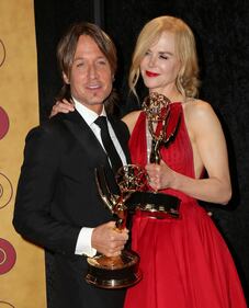 Nicole Kidman sexy in rosso agli Emmy Awards 2017 16