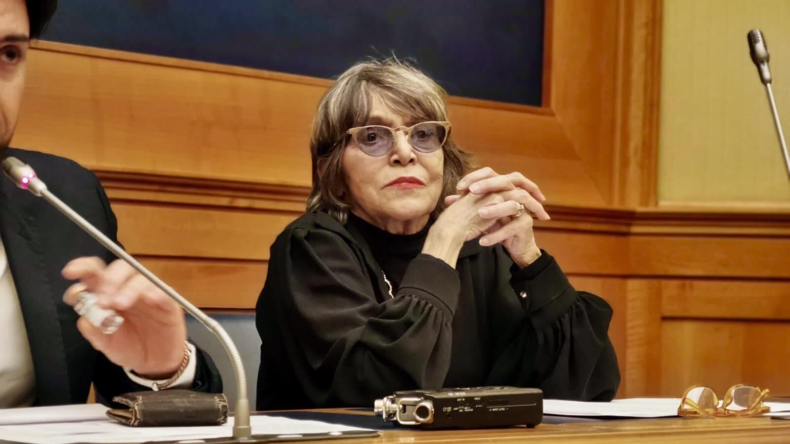 La grillina che insulta Valditara è una hater di politici sui social