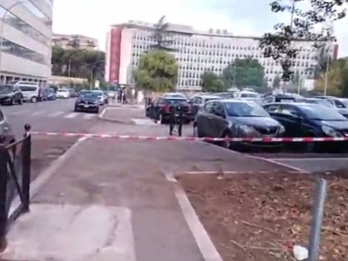 Un ladro trafigge il carabiniere, l'altro militare spara: ora è indagato