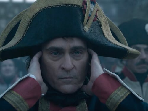 Joaquin Phoenix è "Napoleon" nel nuovo film di Ridley Scott