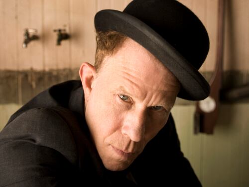 Sorpresa dei Massive Attack: nel nuovo brano canta Tom Waits