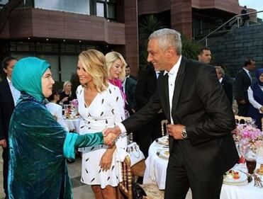 La vita nel lussuosa di Ermine Erdogan 6