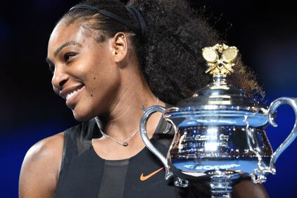 Serena Williams nuda e incinta per Vanity Fair 18