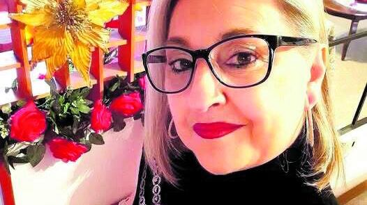 Giallo della tabaccaia morta, i Ris a casa in cerca di tracce
