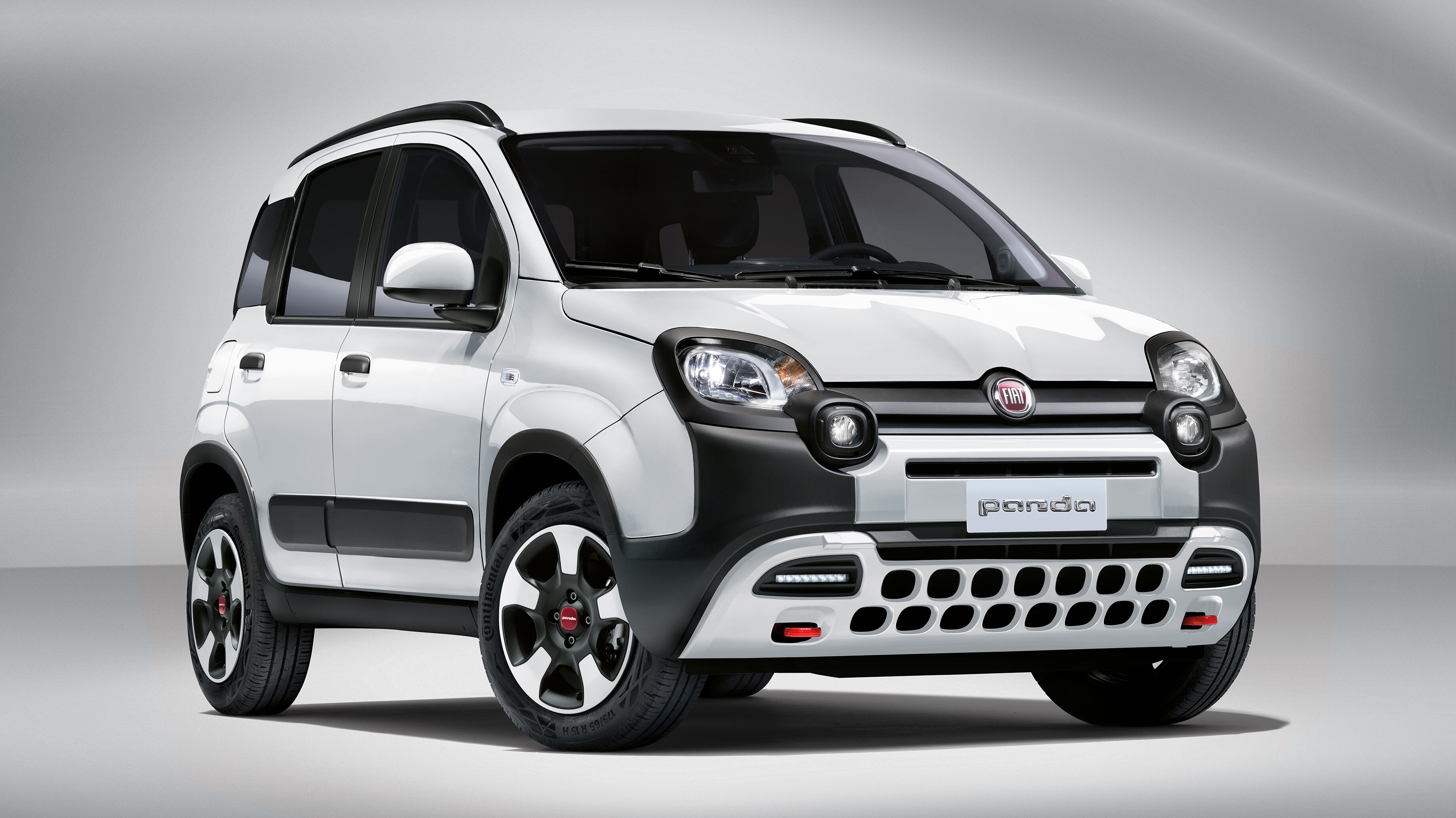 Fiat Panda sempre leader, ma ad agosto il mercato dell'auto crolla (-13,4%)