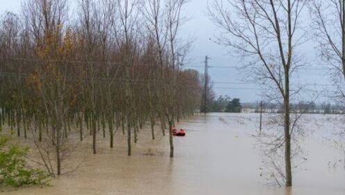 Il Ticino esonda ed allaga Pavia 8