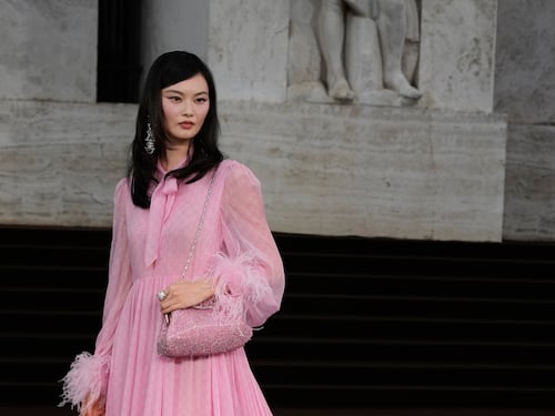 D'oro, sfrontata o sofisticata la donna è varia ed eventuale