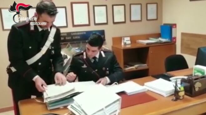 Truffe alle assicurazioni e falsi incidenti, 66 indagati in Calabria