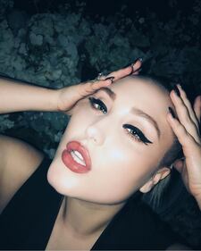 Hayley Hasselhoff: un seno da Baywatch 18