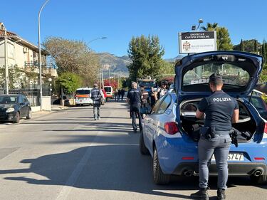 Tragedia a Casteldaccia: 5 operai morti mentre  riparavano una rete fognaria 12