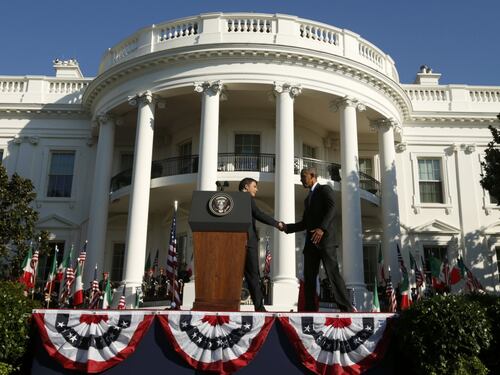 Obama a gamba tesa sul referendum: "Il sì aiuta l’Italia"