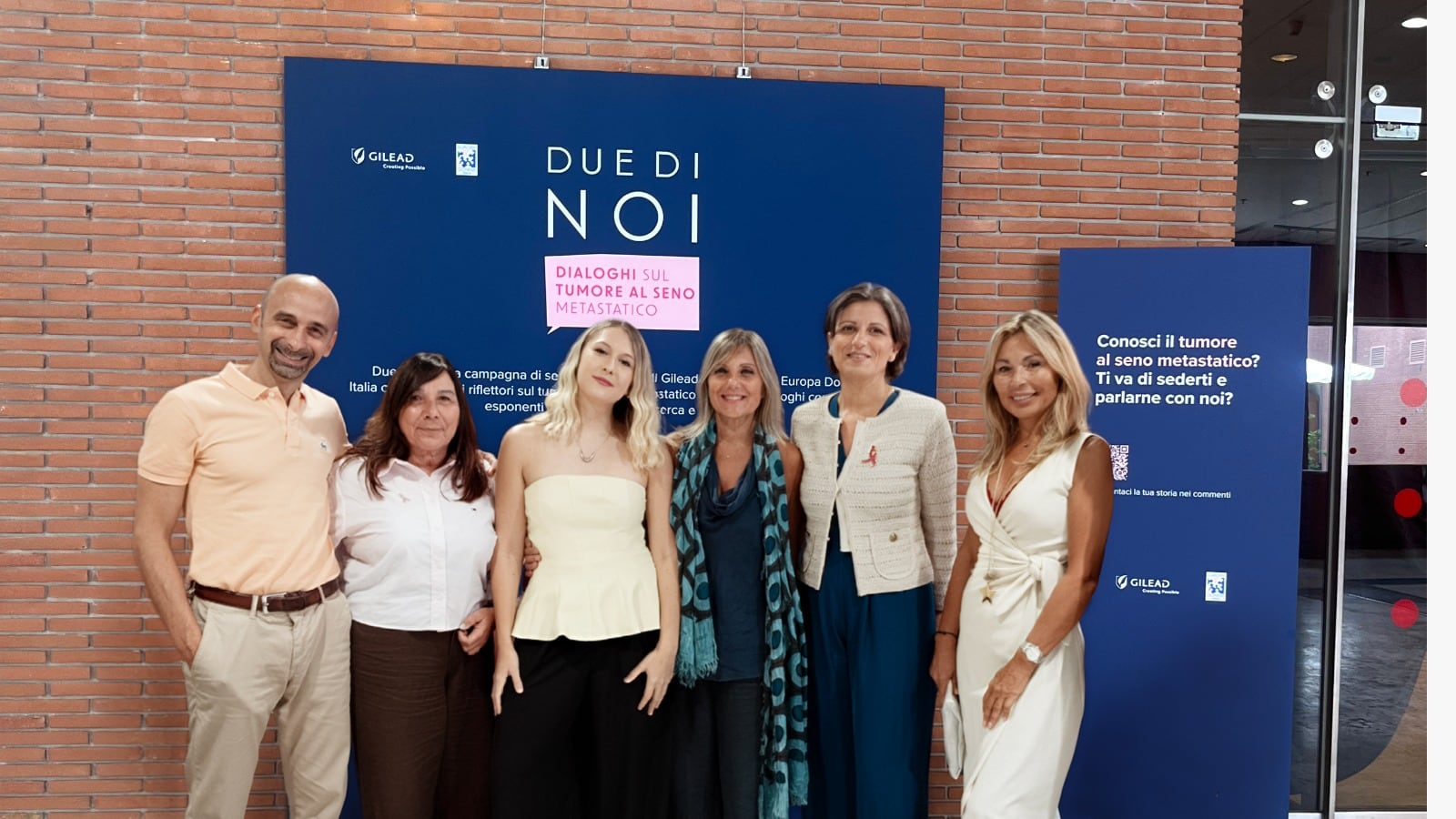 Al Roma Summer Fest arriva il divano rosa di "Due di Noi", per raccontare la vita oltre il tumore al seno metastatico