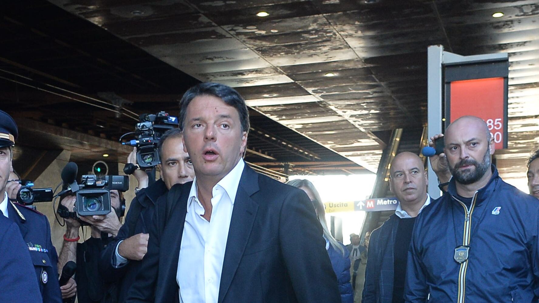 Renzi segretario allo sbando: teme la Caporetto alle urne