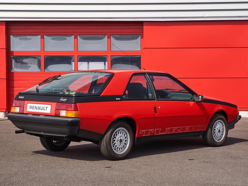 Renault Fuego, guarda la gallery 6