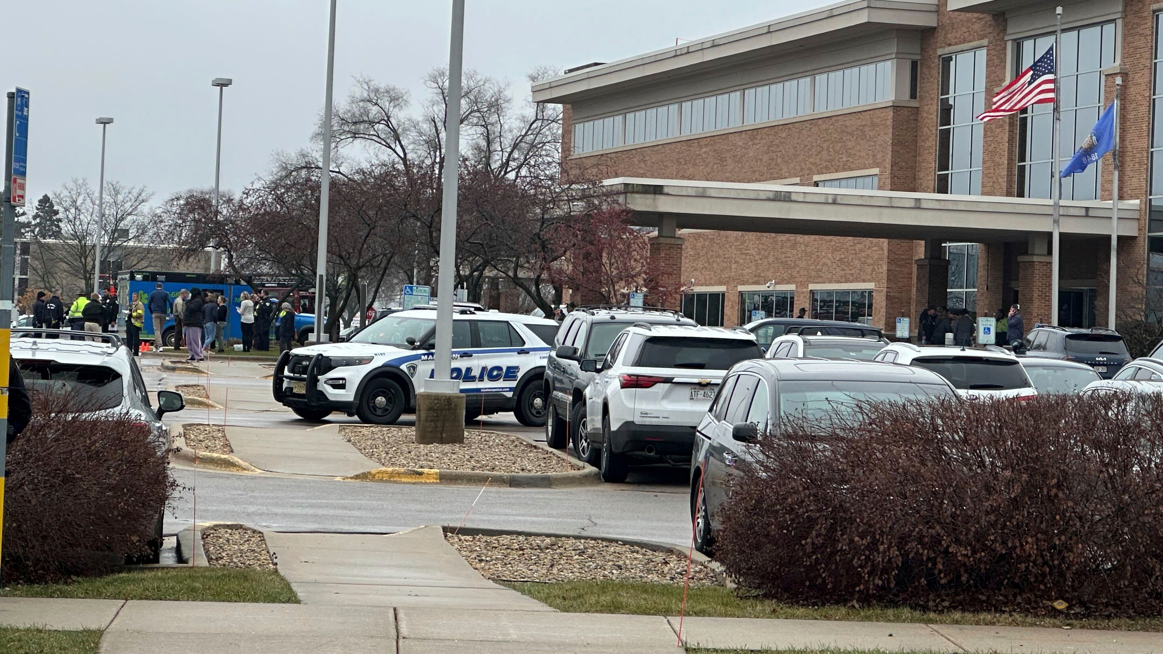Usa, sparatoria in una scuola del Wisconsin: ci sono tre vittime e alcuni feriti