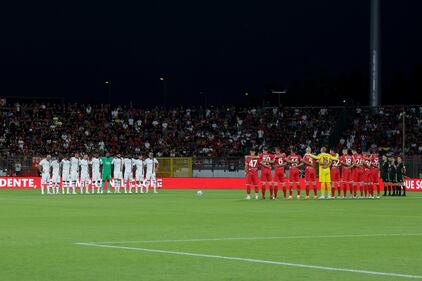 Il Milan vince il primo "Trofeo Silvio Berlusconi" ai rigori contro il Monza: le immagini della partita 1