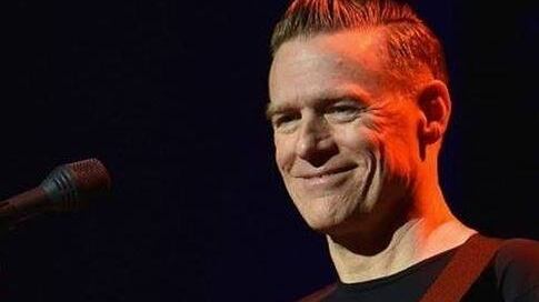 Bryan Adams ha eroicamente salvato una balena