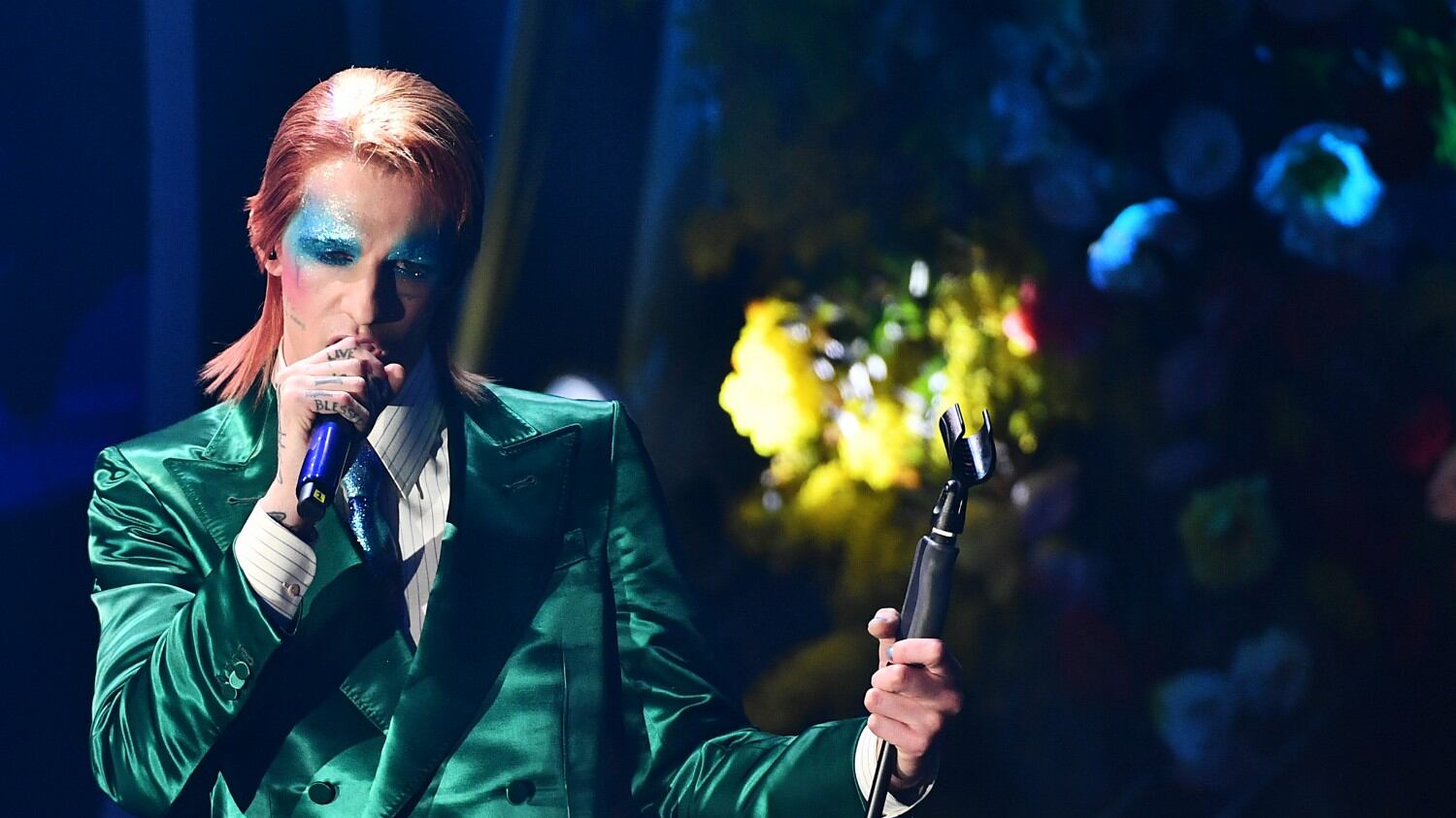 Il lungo post di Achille Lauro "Voglio contagio dalla femminilità"