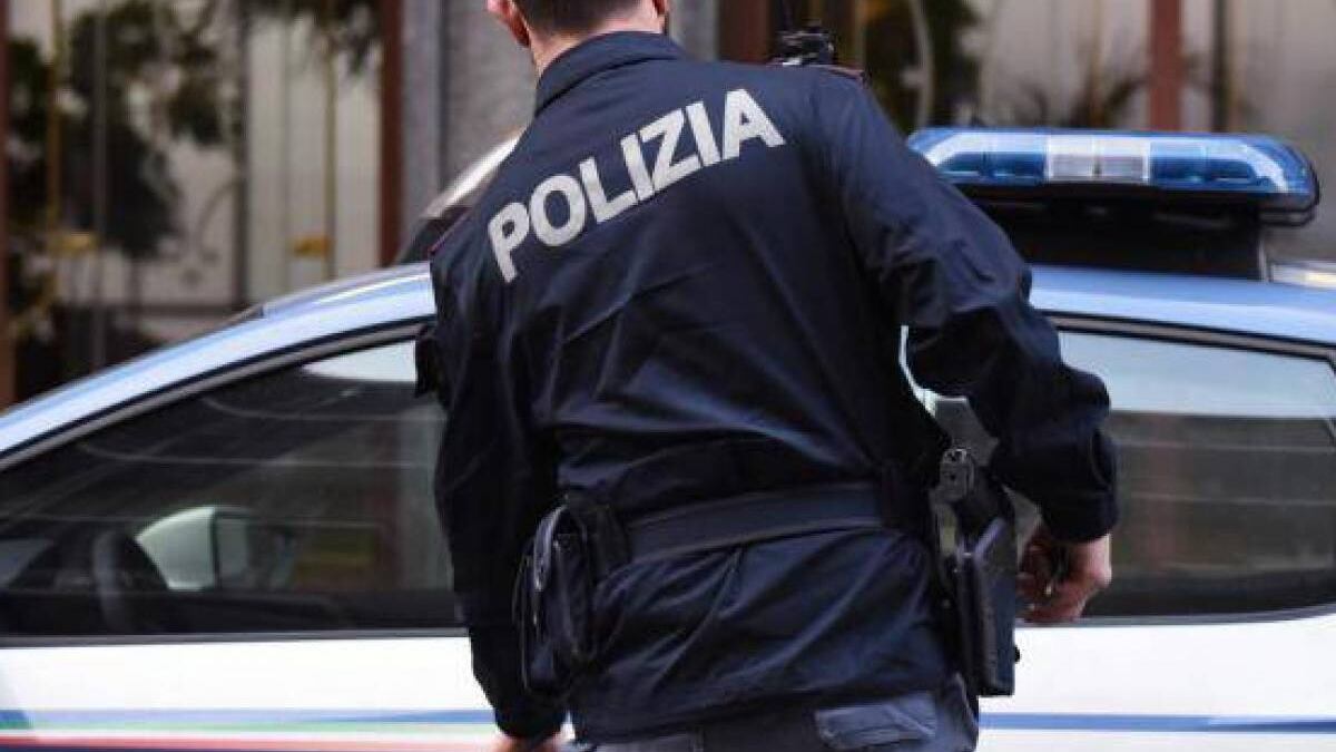 Morta in una chiesa nel bosco: è giallo