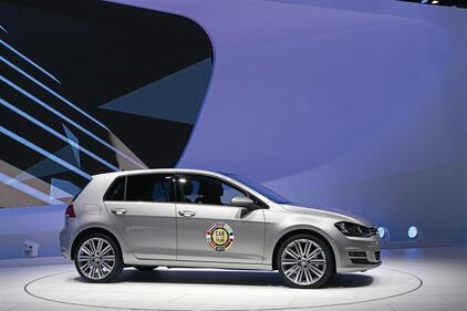 Volkswagen festeggia la Golf numero 30.000.000 3
