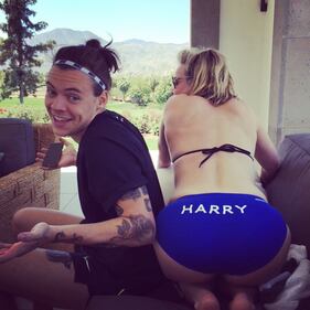 Chelsey Handler: selfie hot su Instagram 9